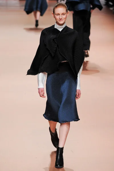 Look 36